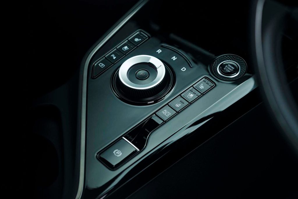 Kia Niro Hybrid GT-Line shifter