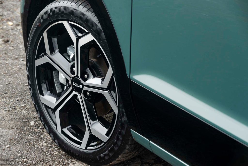 Kia Niro Hybrid GT-Line wheel