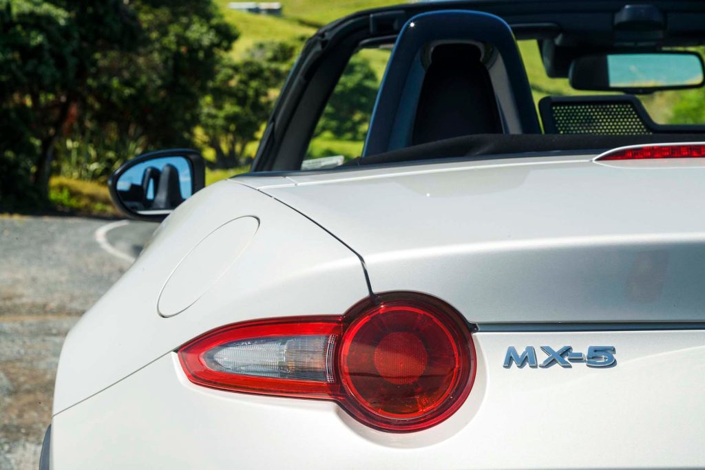 Mazda MX-5 GT taillight