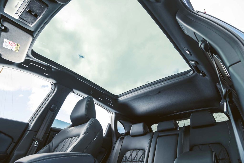 Nissan Qashqai sun roof