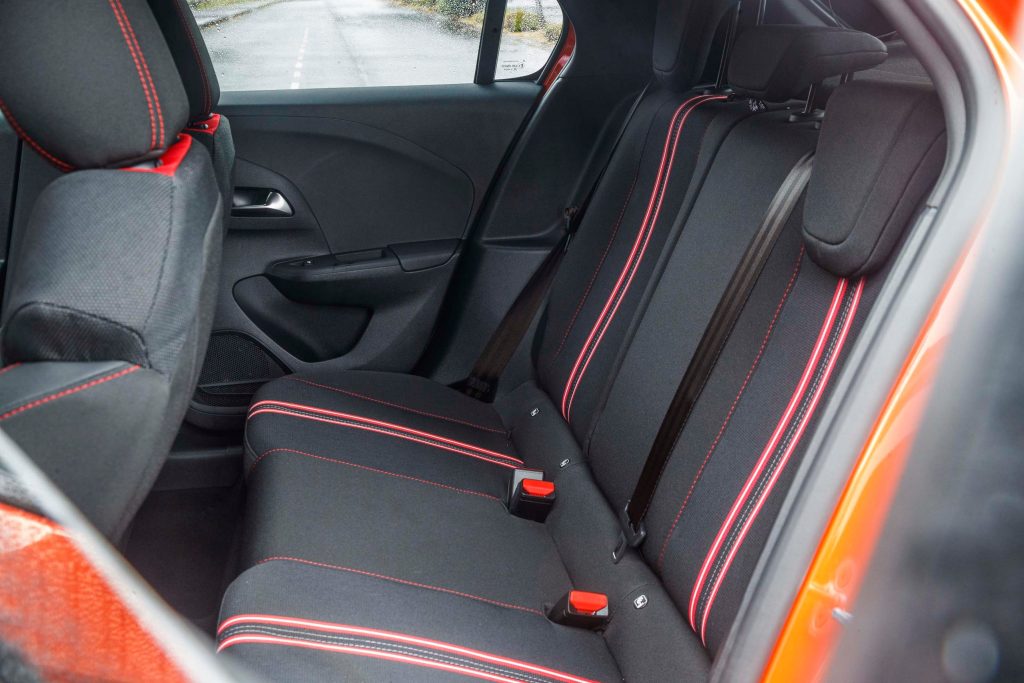 Opel Corsa-e SRi back seat