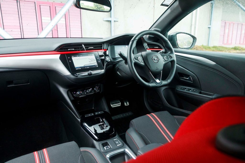 Opel Corsa-e SRi interior