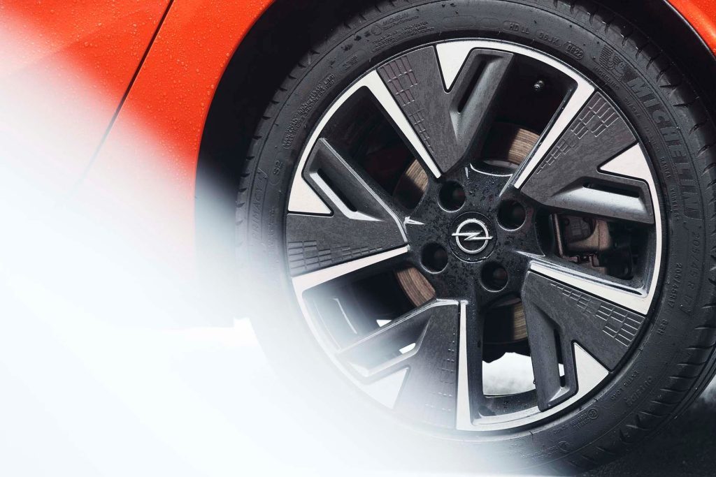 Opel Corsa-e SRi wheel