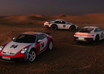 Porsche 911 Dakars in 1970s rally wraps