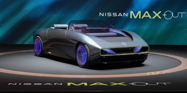 Nissan Max-Out concept front three quarter view