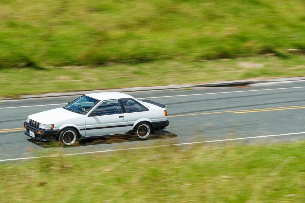 Toyota Corolla Levin GT panning
