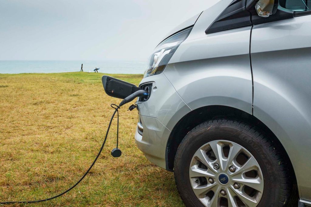 Ford Transit Tourneo PHEV charging