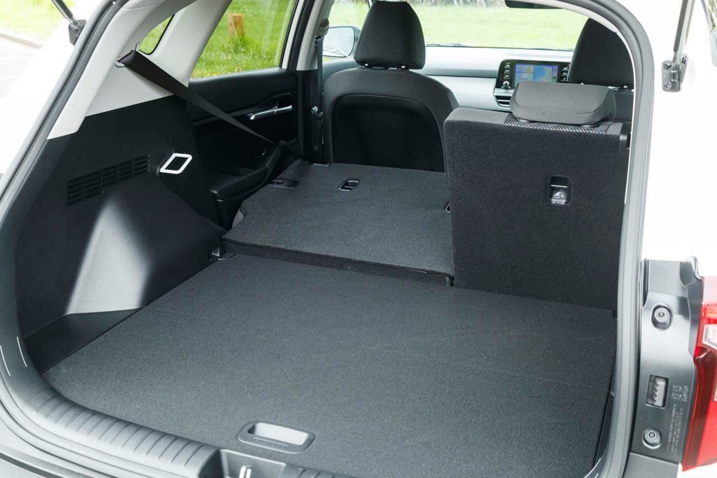 Kia Seltos LX boot space