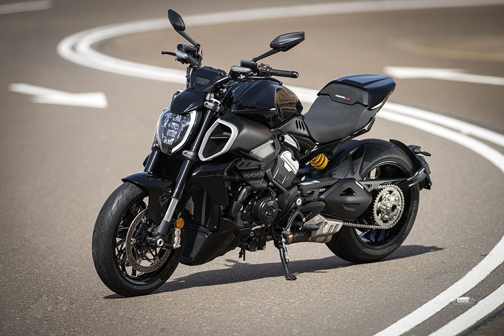 black Ducati Diavel