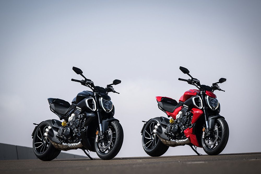 Ducati Diavel on horizon