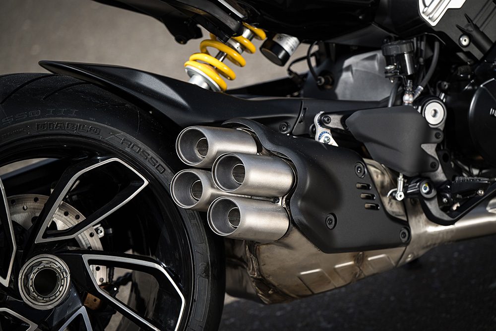 Ducati Diavel exhaust