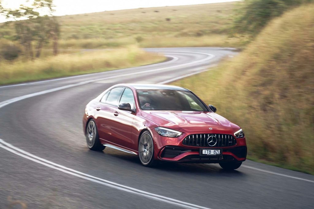 Mercedes-AMG C43 front action