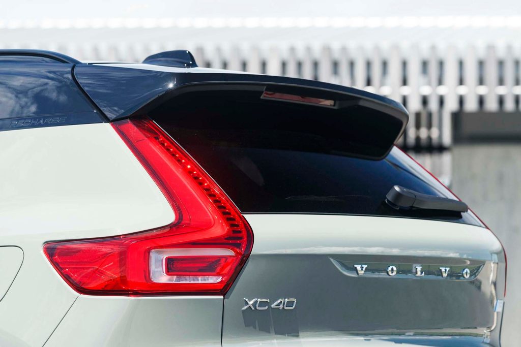 Volvo XC40 Recharge P8 tail lights