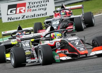 Charlie Wurz leading Toyota Formula Regional feature race