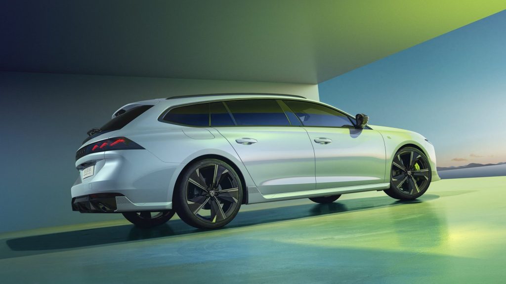 2024 Peugeot 508 wagon side view