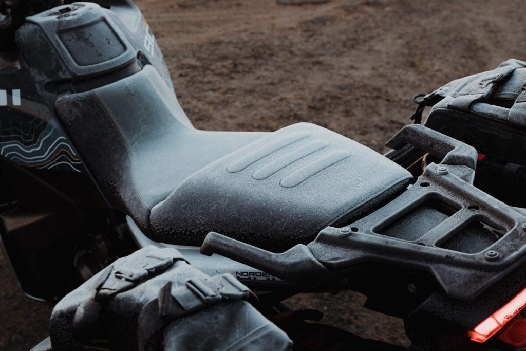 Husqvarna Norden 901 seat