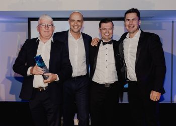 Auckland City BMW members celebrating Dealer of the Year win 2022