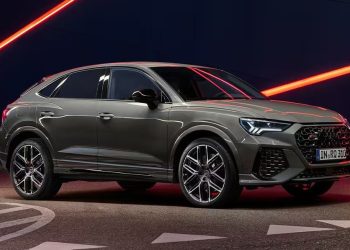 Audi RS Q3 edition 10 years front three quarter view
