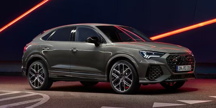 Audi RS Q3 edition 10 years front three quarter view