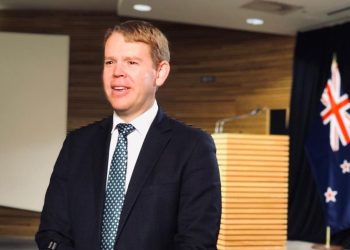 Chris Hipkins speaking at Parliament