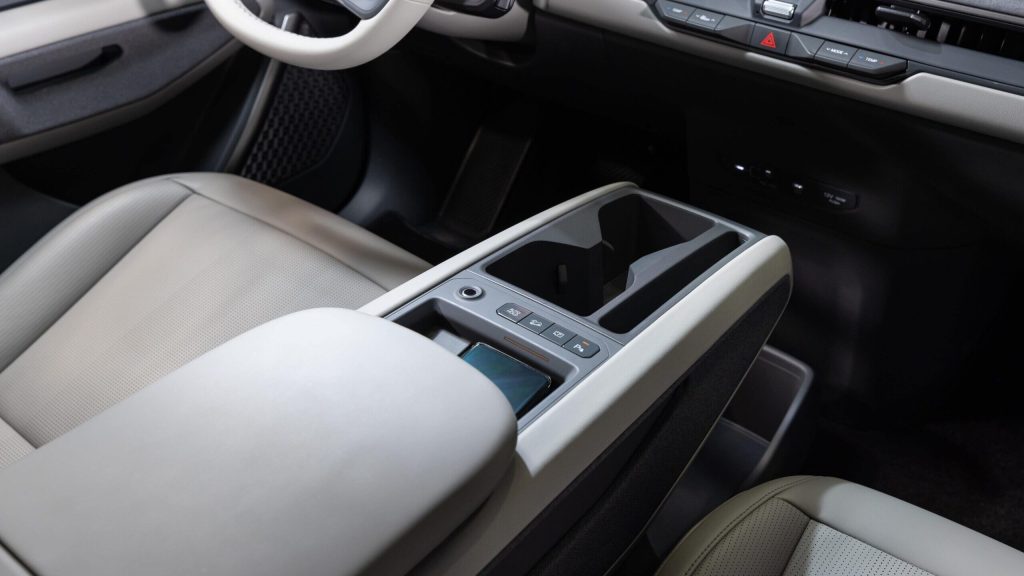 Kia EV9 central storage compartment