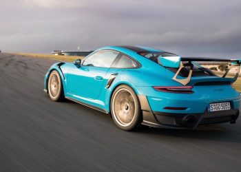 Porsche 911 GT2 RS rear three quarter view