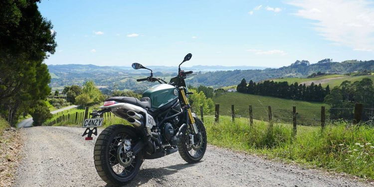 Rear shot of Benelli Leoncino 800