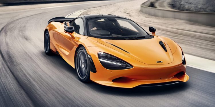 McLaren 750S driving on track