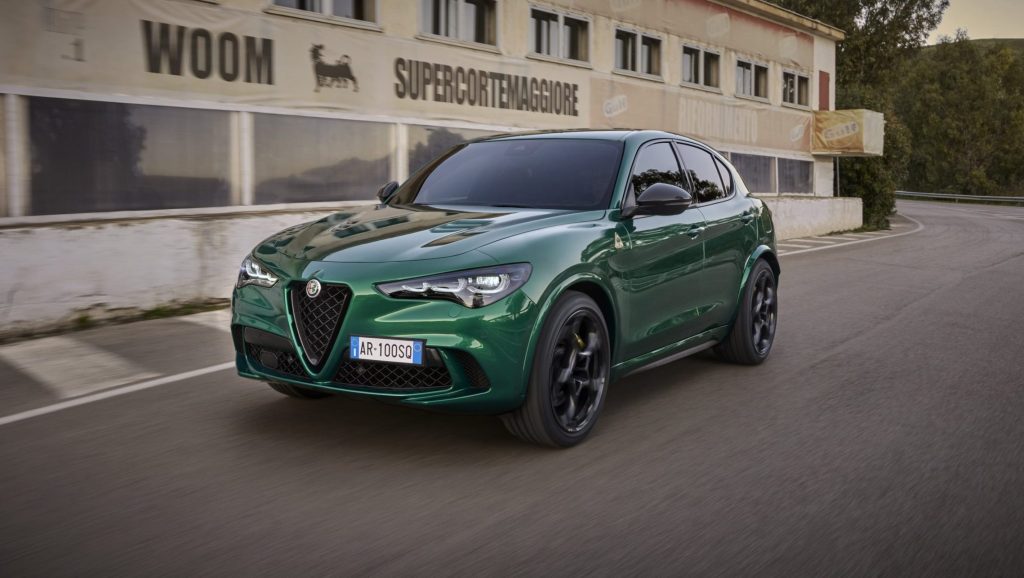 Alfa Romeo Stelvio Quadrifoglio 100th Anniversario driving