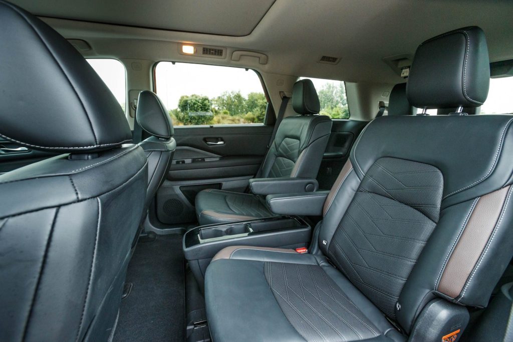 2022 Pathfinder 7 seater, with middle row of seats shown