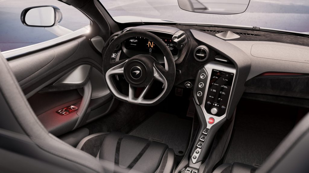 McLaren 750S Spider interior