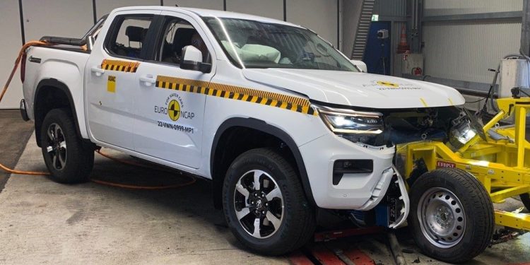 Volkswagen Amarok frontal offset crash test