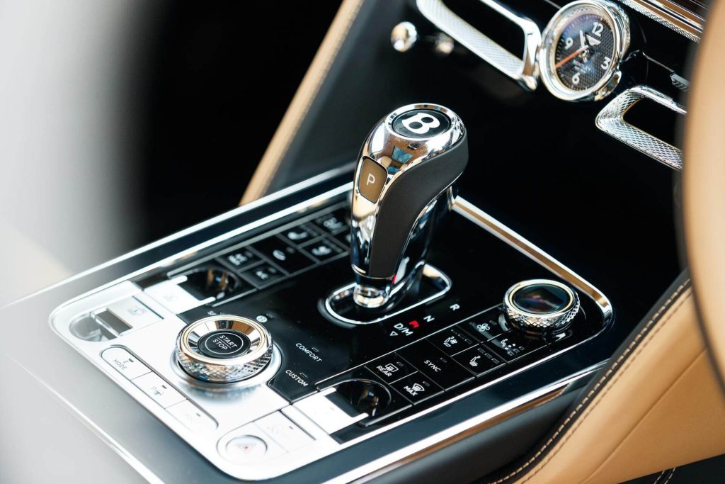 Gear selector and centre console controls