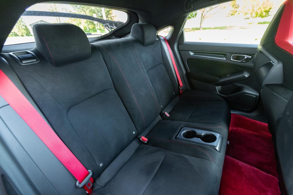 Rear seats in the Civic Type R