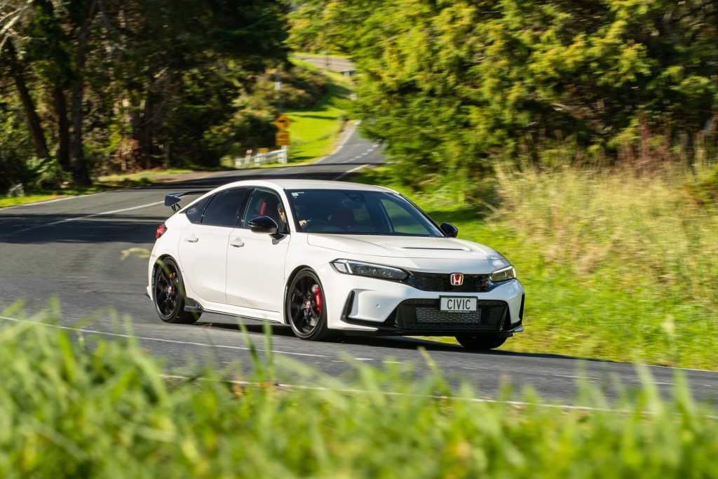 Civic Type R takes a corner