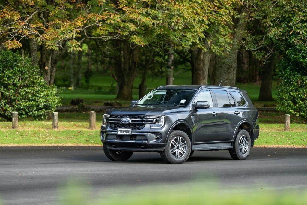 Ford Everest front quarter hero shot