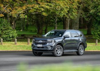 Ford Everest front quarter hero shot