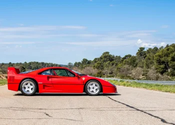 Alain Prost's Ferrari F40 side