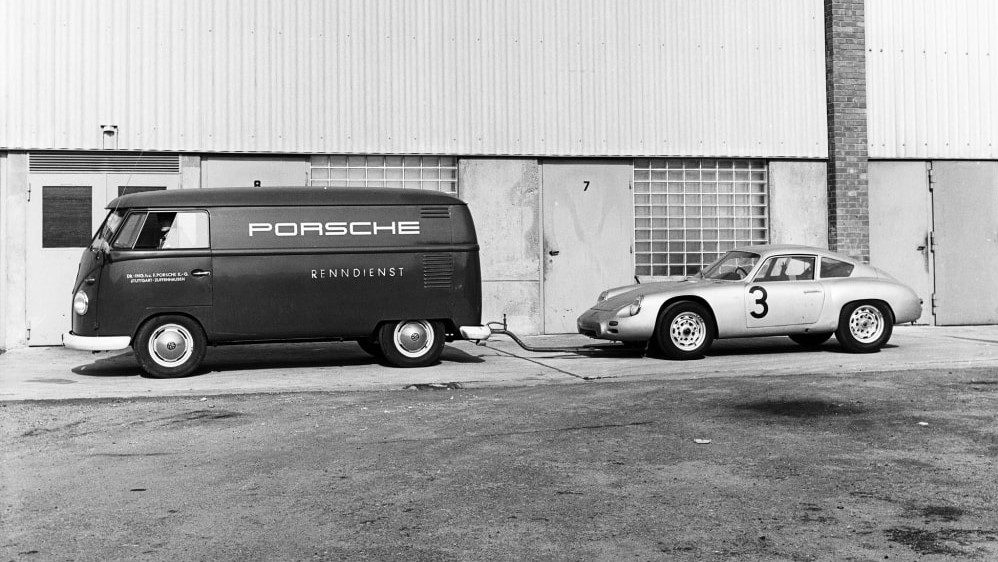 Renndienst VW Bus towing Porsche 356 B 1600 GS Carrera GTL Abarth
