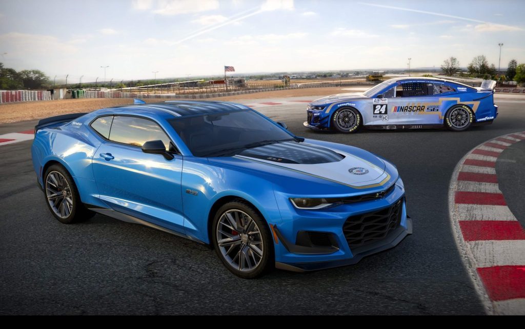 Chevrolet Camaro ZL1 Garage 56 Edition with Le Mans NASCAR