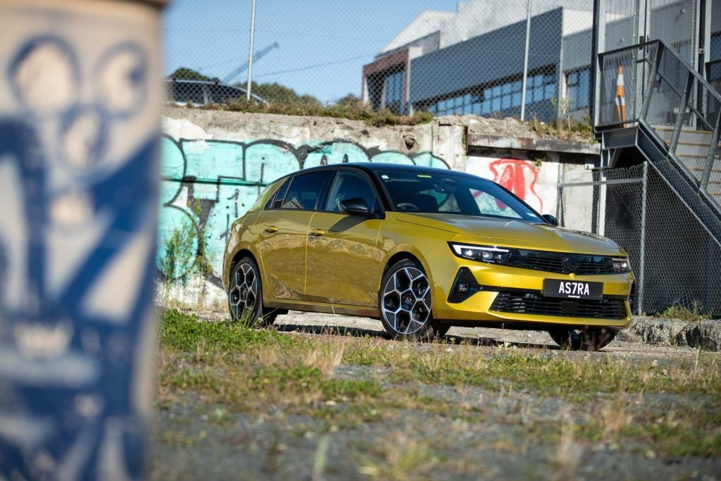 Opel Astra SRi