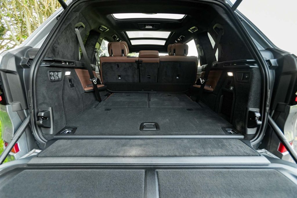 Boot space in the BMW X7 xDrive40D