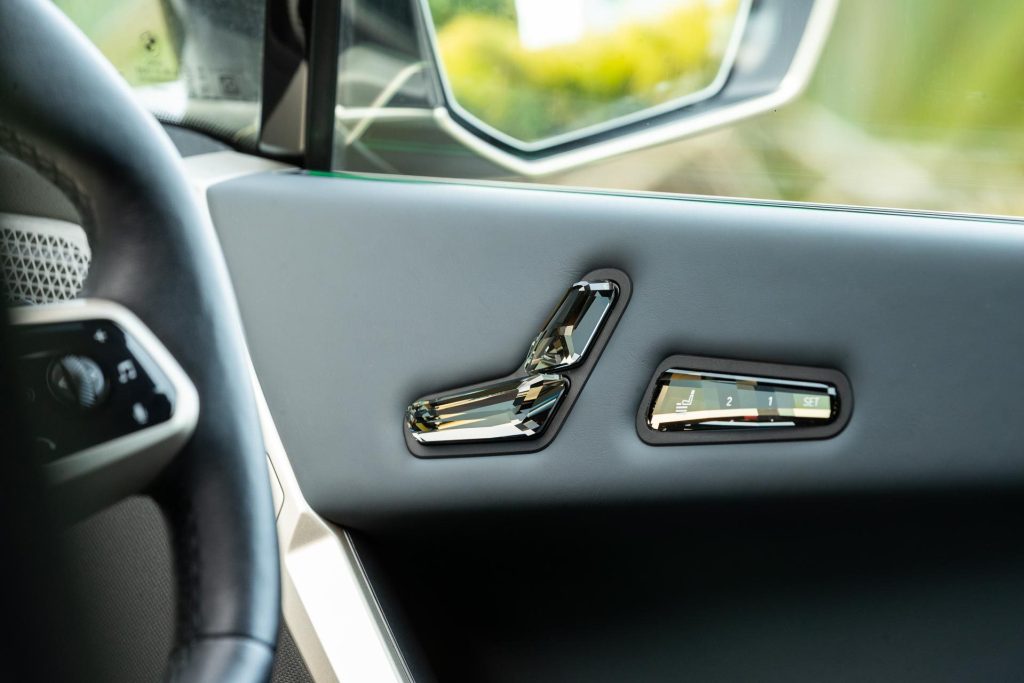 Jewelled seat controls in the BMW iX M60