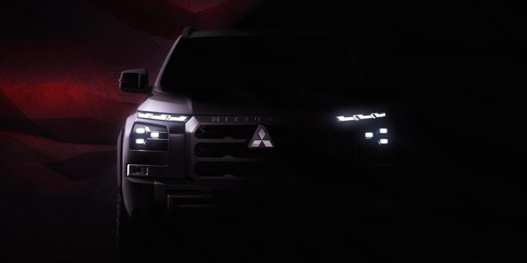 New Mitsubishi Triton front end teaser