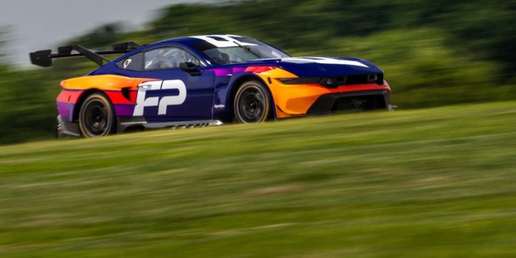 Ford Mustang GT3 racing on track