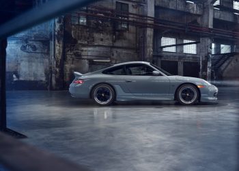 Porsche 911 Classic Club Coupe side profile