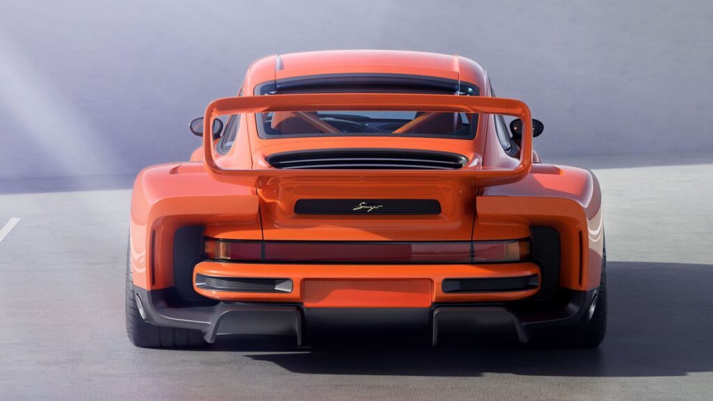 Orange Singer DLS Turbo rear view