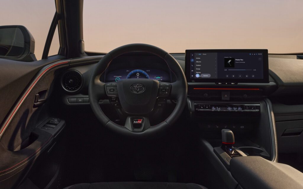 Toyota C-HR interior