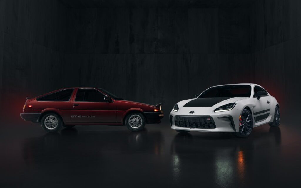 Toyota GR86 Trueno Edition and AE86 Corolla