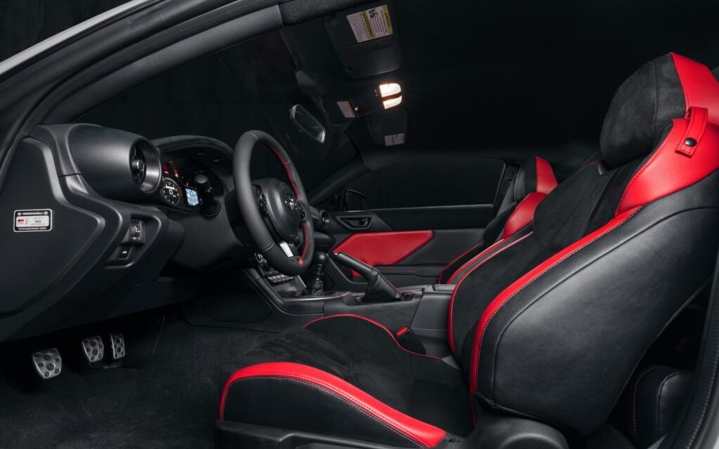 Toyota GR86 Trueno Edition interior